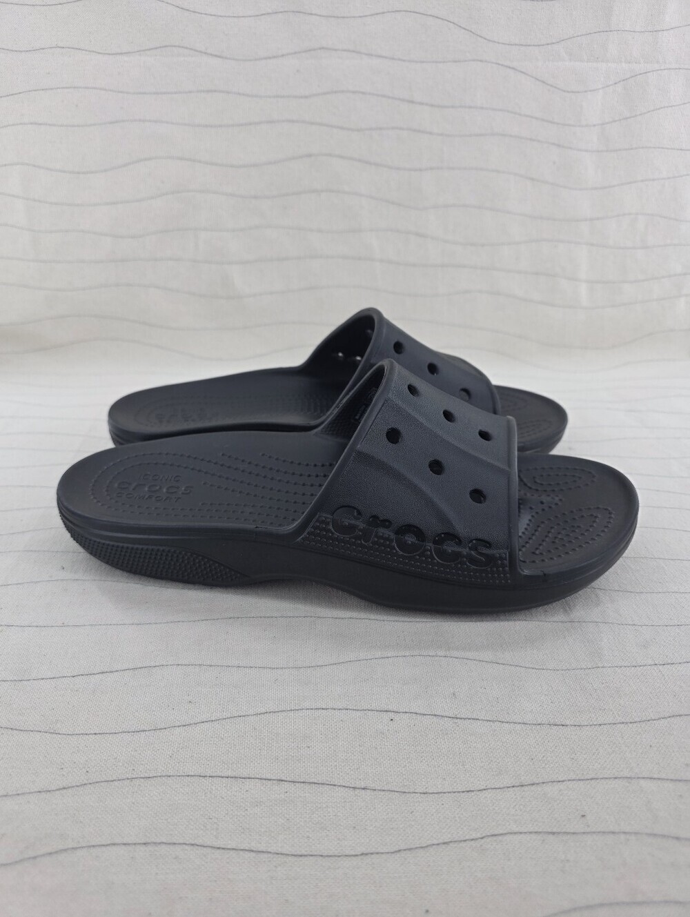 Crocs Unisex Baya Black Slip on Slide Sandals Shoes 206215 Size 11 Wmn/ 9 Men